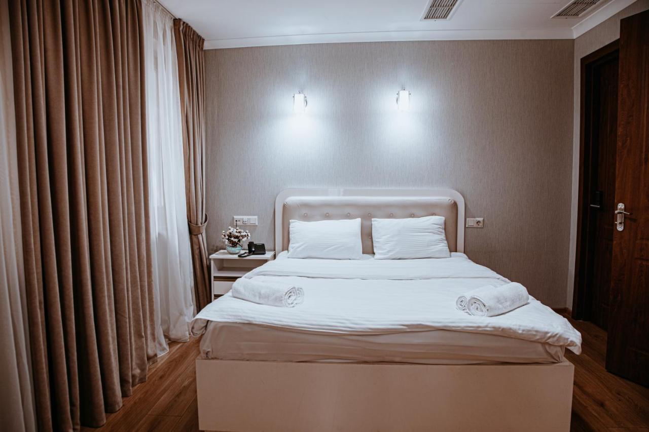Sama Grand Hotel Tbilissi Extérieur photo