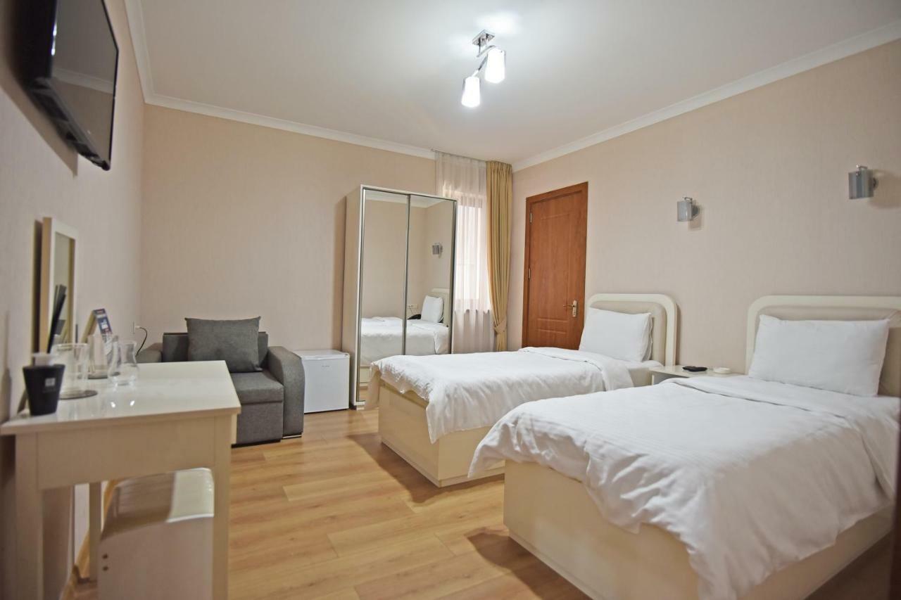 Sama Grand Hotel Tbilissi Extérieur photo