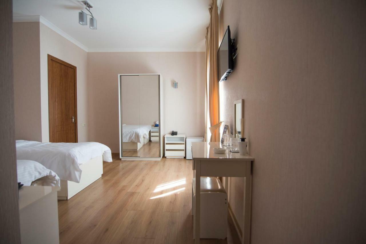 Sama Grand Hotel Tbilissi Extérieur photo