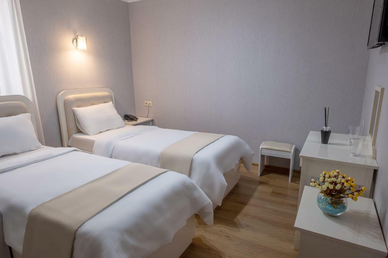 Sama Grand Hotel Tbilissi Extérieur photo